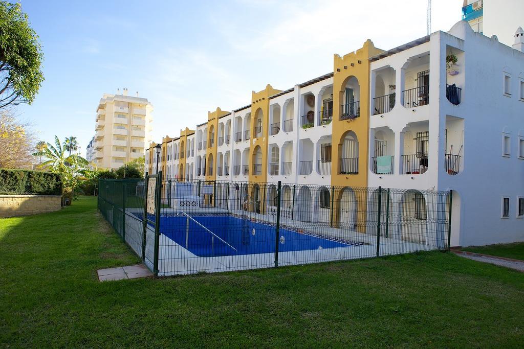 Apartamento Andalucia Бенальмадена Екстер'єр фото