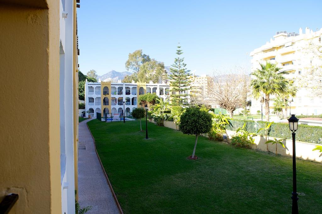 Apartamento Andalucia Бенальмадена Екстер'єр фото